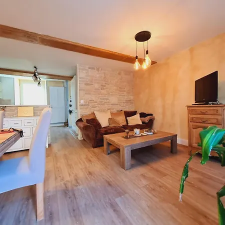 La Maison De Roméo Pont-d'Ouilly